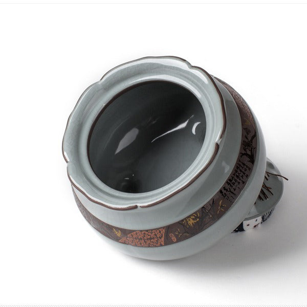 Top-down image of Lotus shaped tea caddy lid with snug airtight fit, ideal for keeping loose leaf tea fresh
