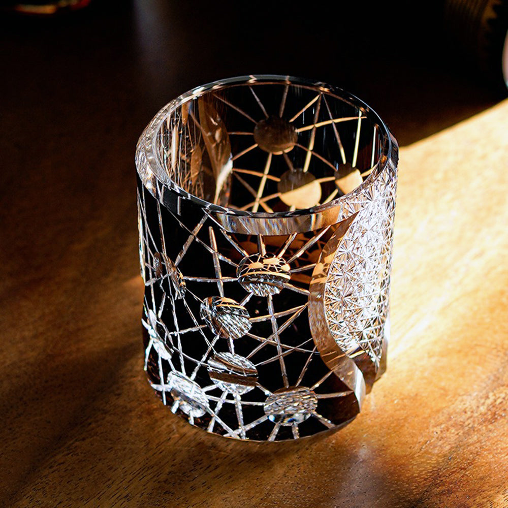 Top-rated Japanese crystal whiskey glass with a celestial star design, ideal for collectors and enthusiasts
