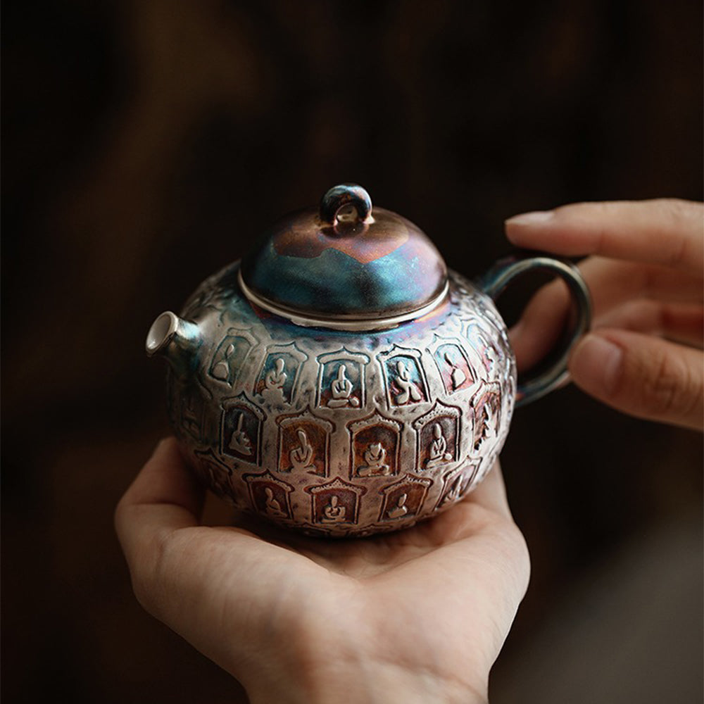 The teapot pouring tea smoothly, demonstrating its practical design and craftsmanship.