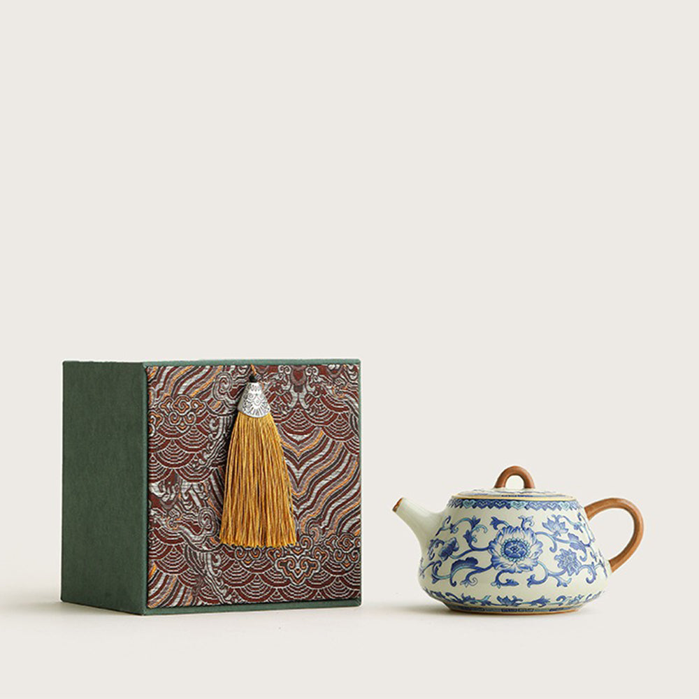 Ruyao teapot displayed in a beautifully arranged gift box, perfect for gifting.