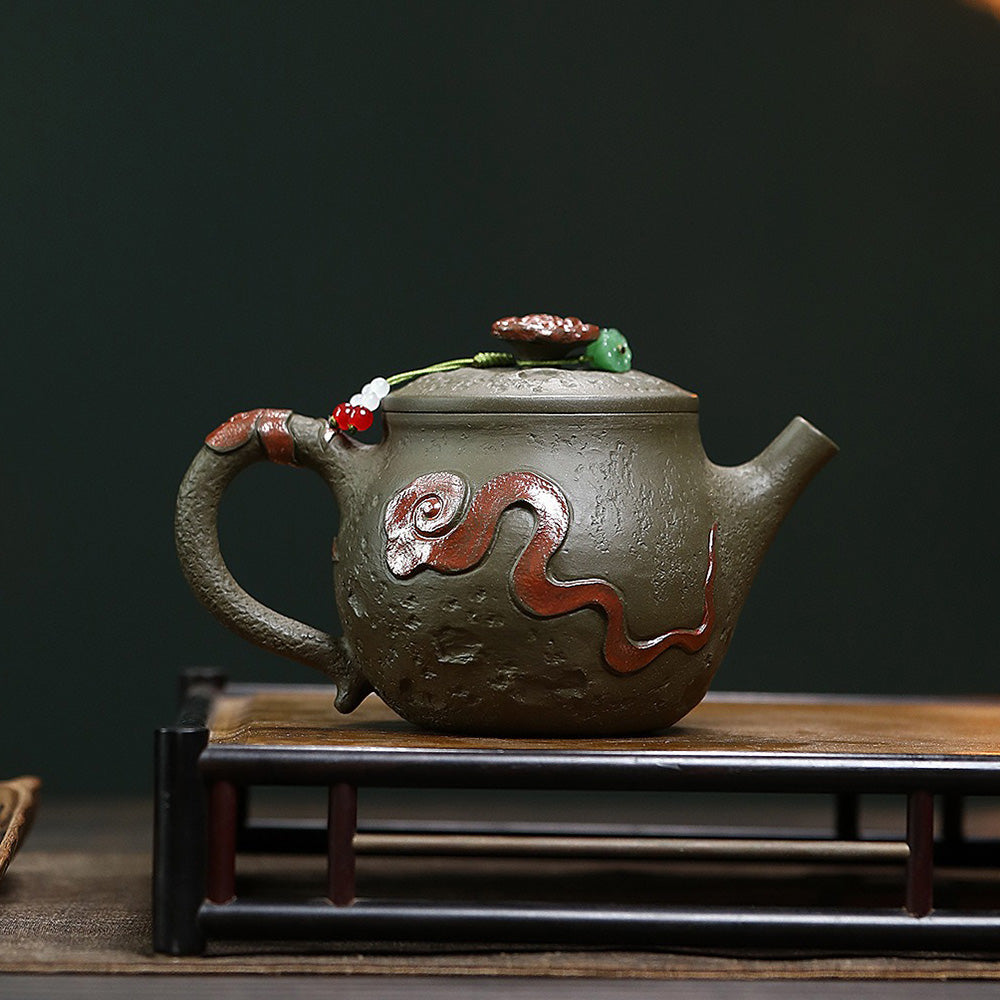 Side view of purple clay Hanwa teapot with smooth spout and sturdy handle, perfect for daily tea brewing