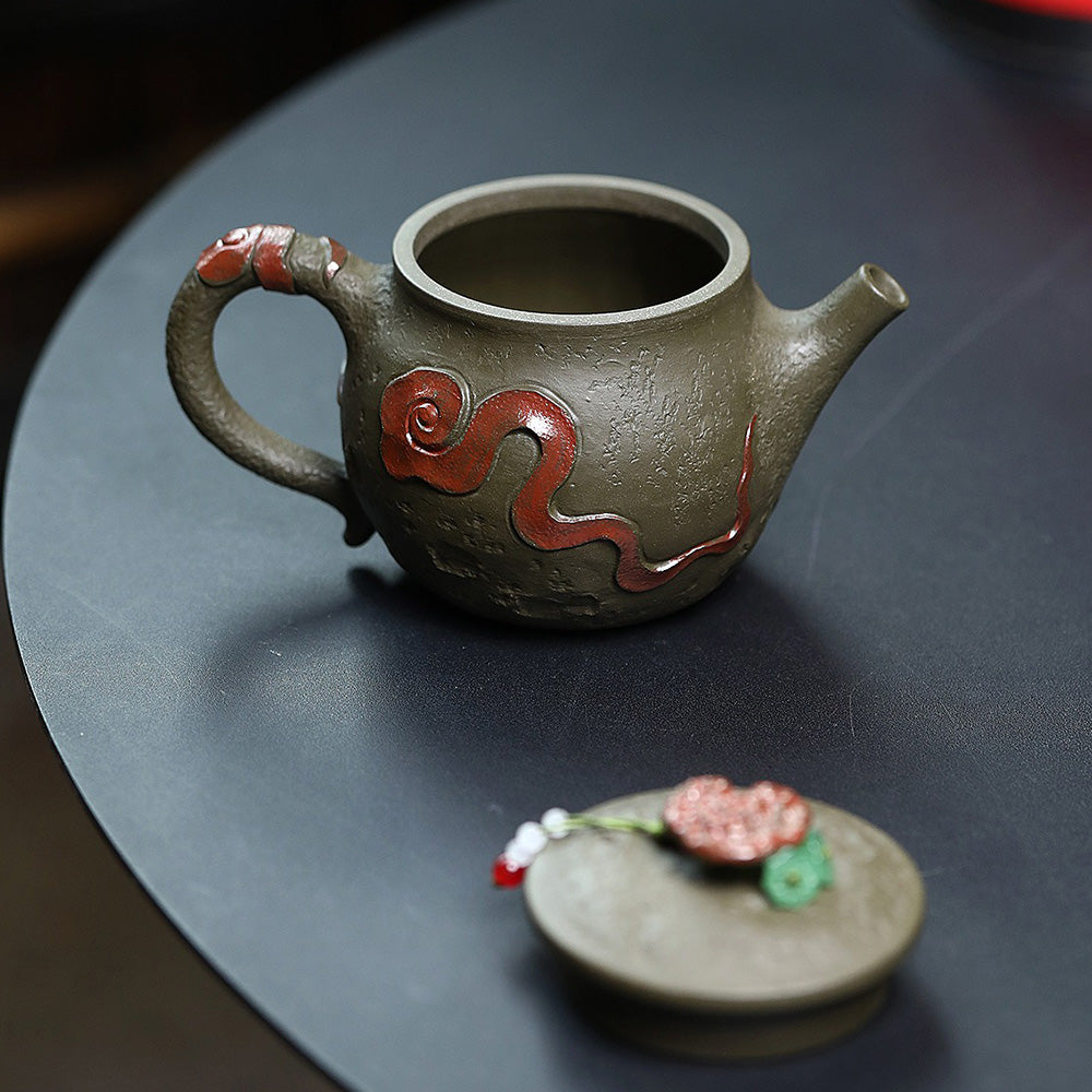 Elegant Hanwa teapot with lid and certificate, ideal for traditional tea ceremonies
