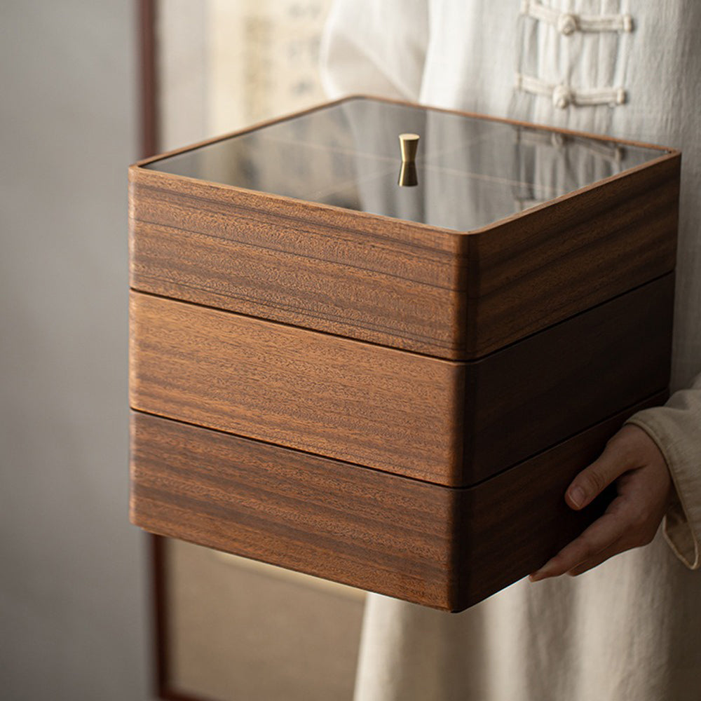 Close-up of the acrylic dust-proof lid on the multi-layer tea storage box