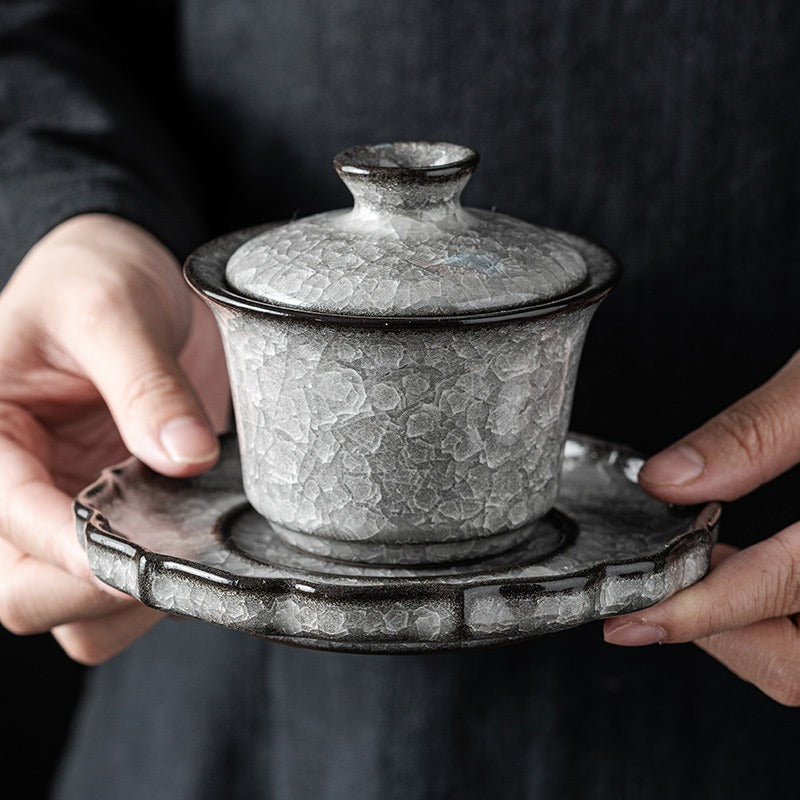 Tea brewing in the ice flower glaze gaiwan, highlighting its elegant design