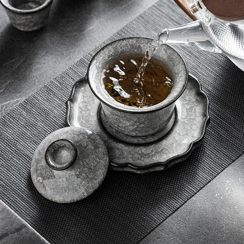 Tea brewing in the ice flower glaze gaiwan, highlighting its elegant design
