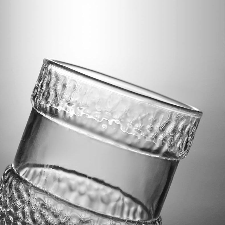 Close-up of the best borosilicate glass tea cup, highlighting the beautiful brewing process.
