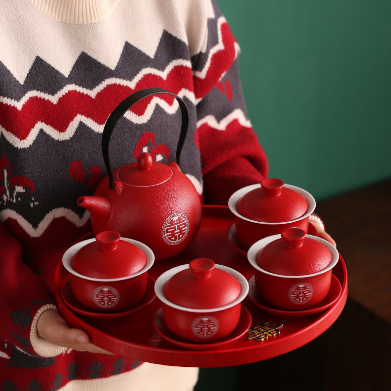 Premium wedding tea ceremony teapot and gaiwans set, ideal for honoring family traditions.