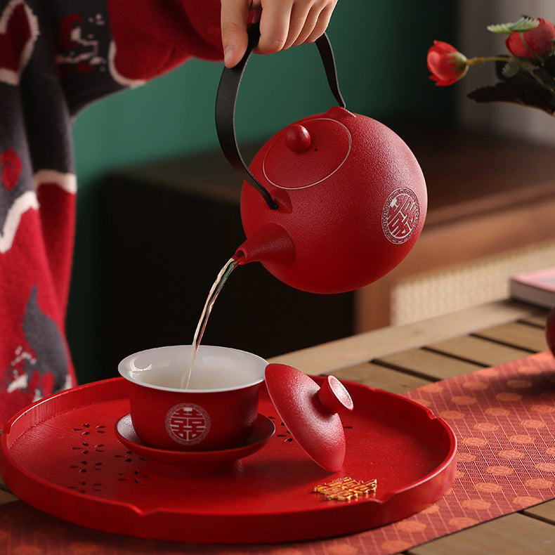 Luxury Chinese tea set displayed on a tea tray, perfect for wedding gifts and ceremonies.
