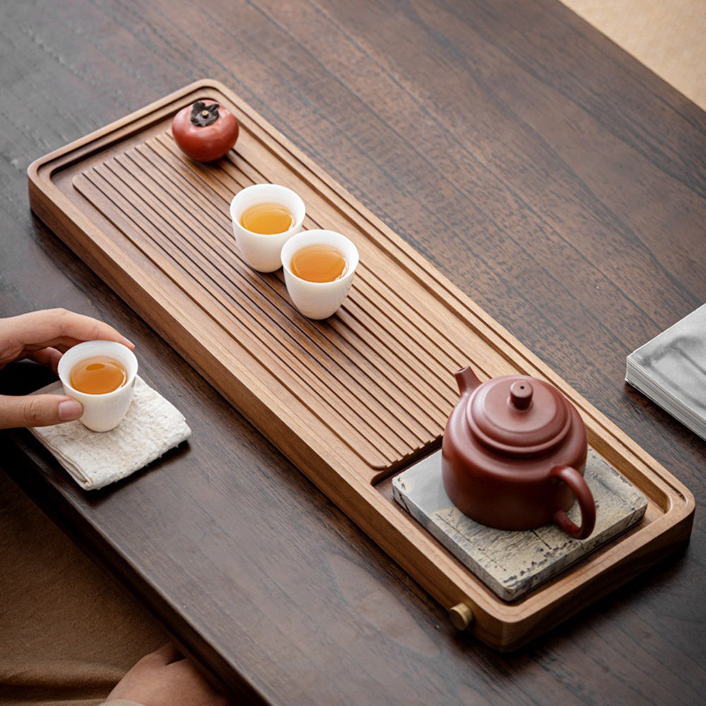 Tea tray with drainage system and teapot placement for tea ceremony