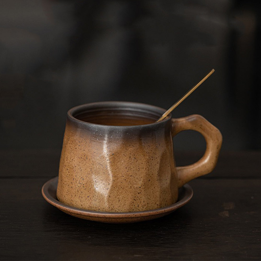 Close-up of the heat-resistant Japanese pottery mug with a gradient color finish