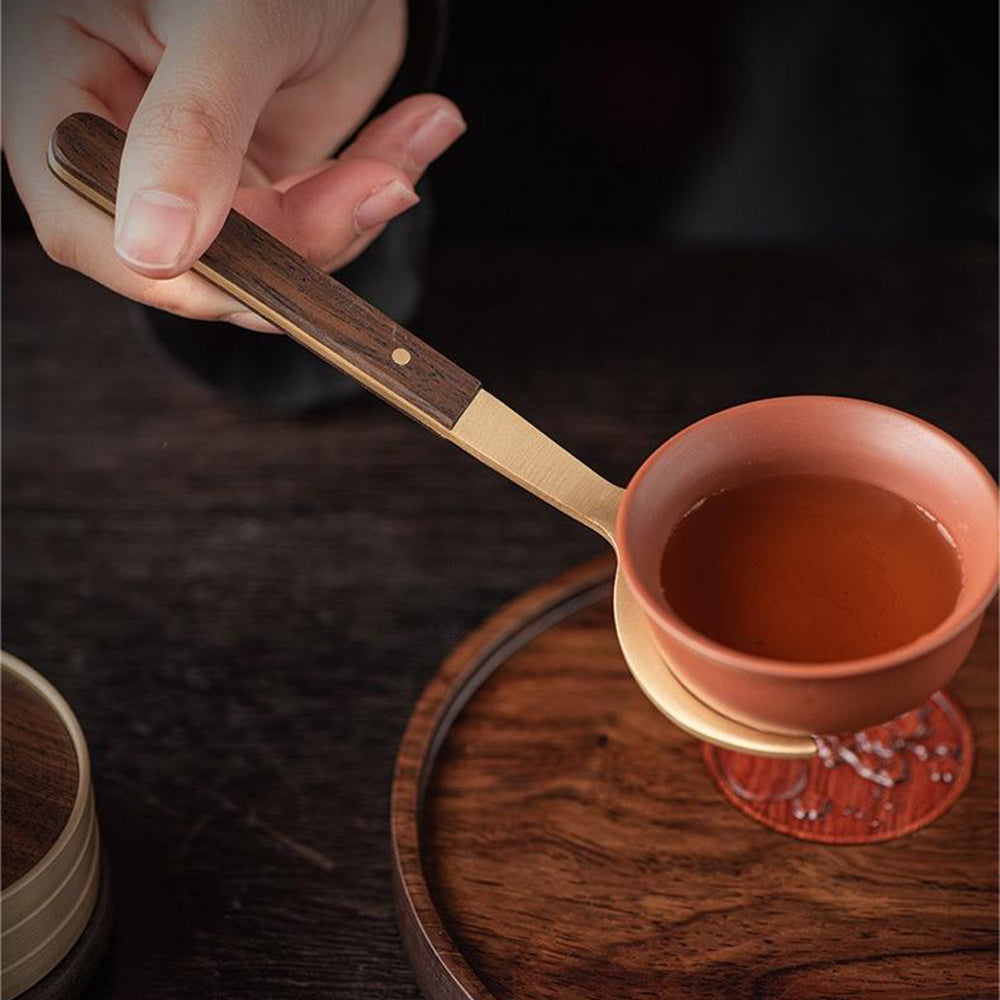 Elegant tea serving set with coasters on a tea table, ideal for traditional Chinese tea making