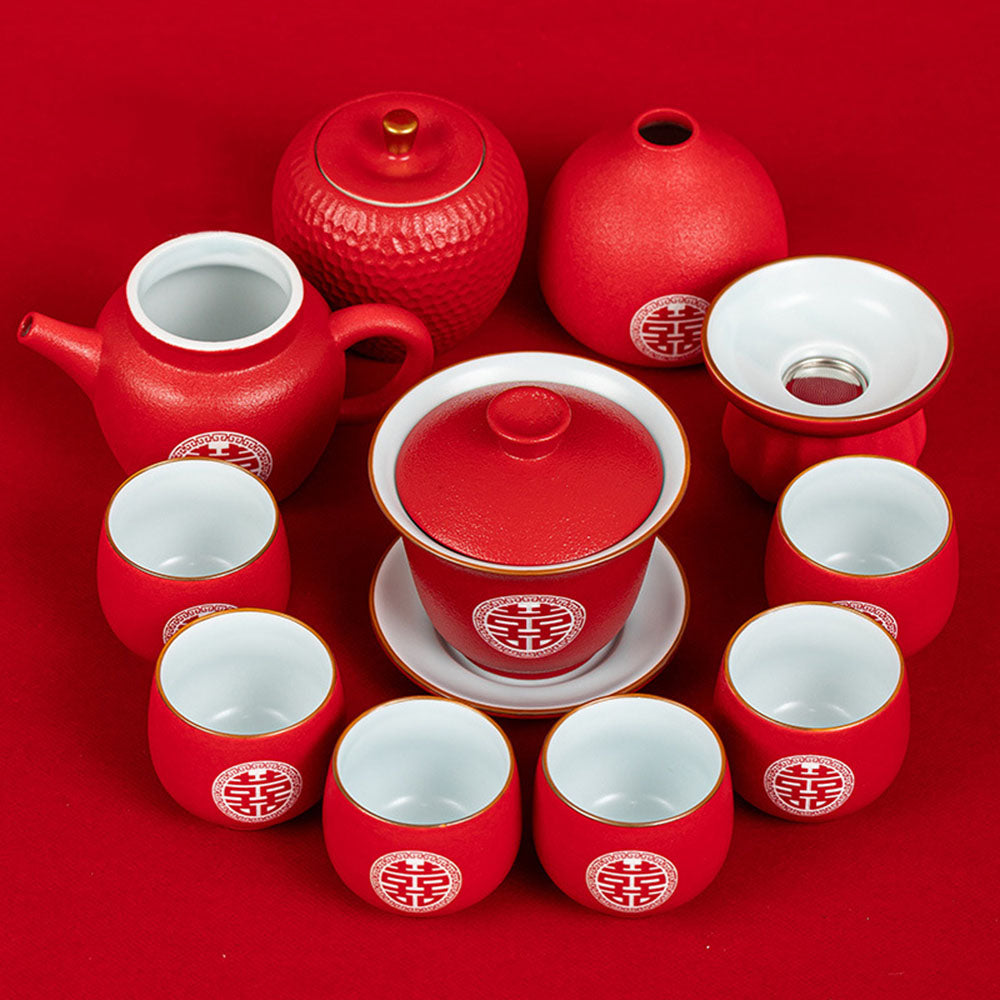 Double Happiness Red Wedding Tea Set showcasing gaiwan and cups, perfect for ceremonies.