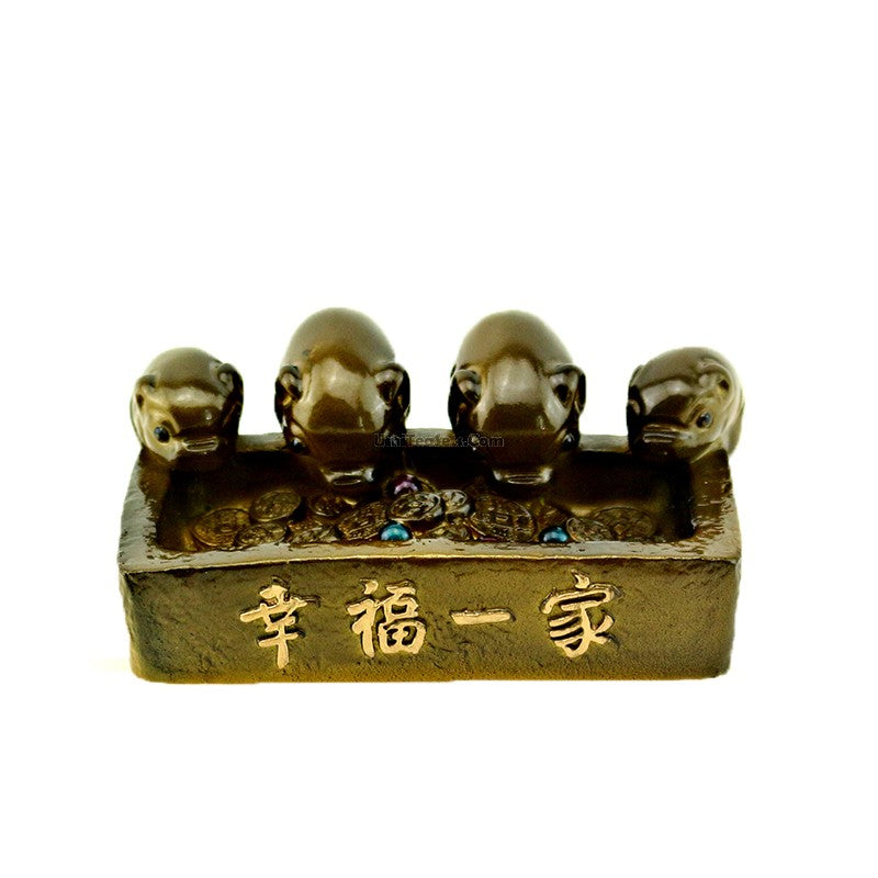 Color Changeable Golden Pig Tea Pet displayed on a tea tray, showcasing its glossy finish.